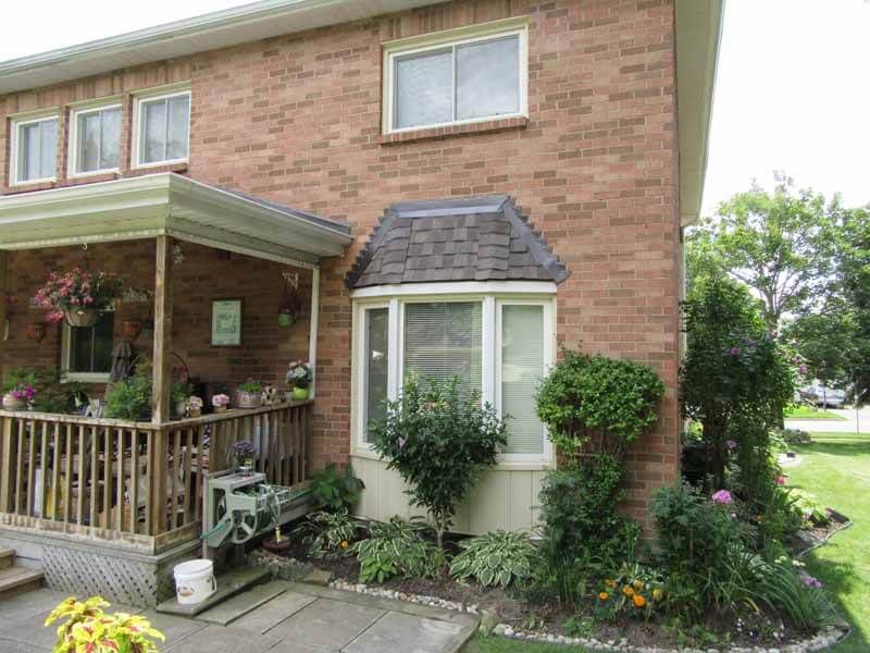 Baywindow shingle repair Brampton