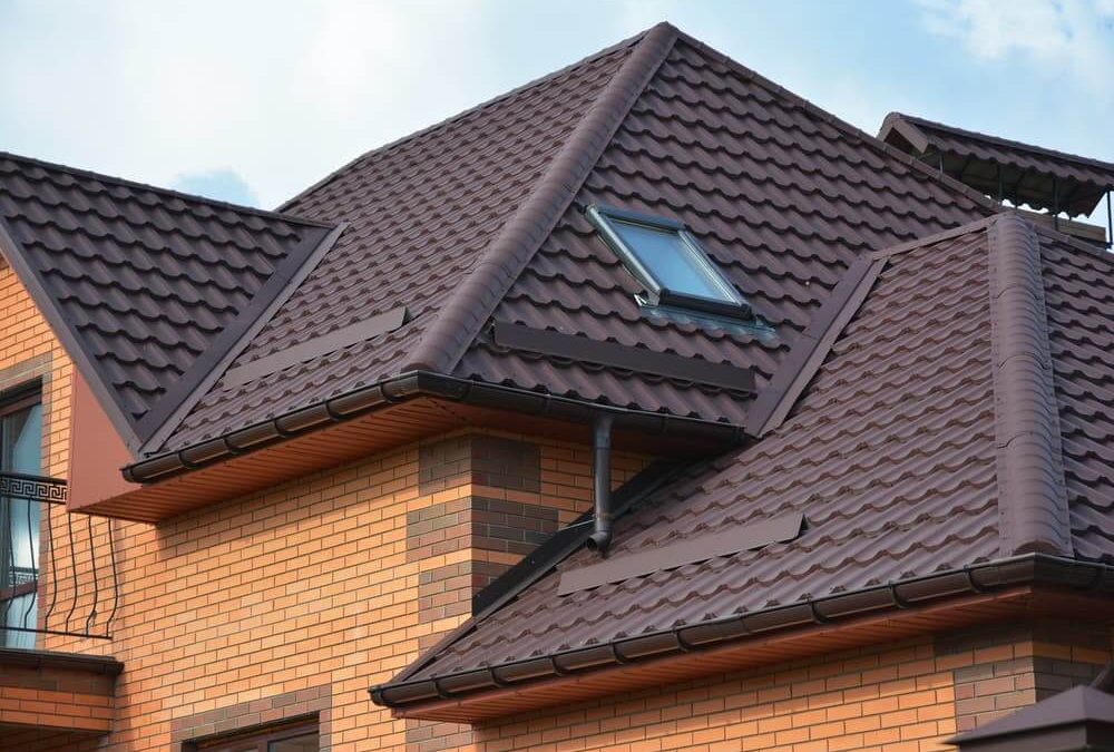 TOP 10 Questions To Ask A Roofing Contractor Before You Hire Them